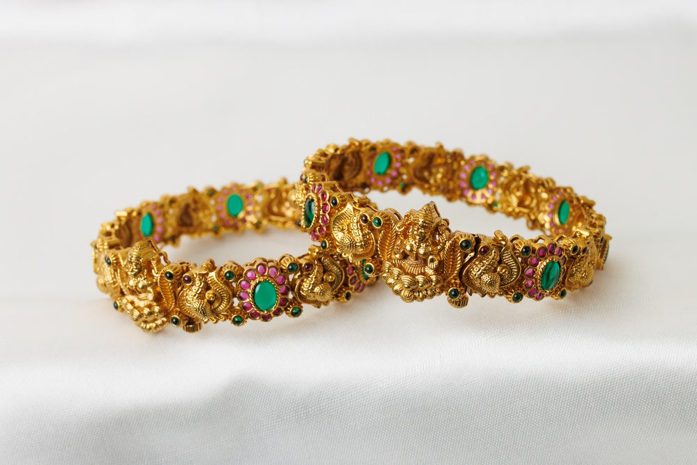 Goddess Lakshmi Emerald Kemp Bangles