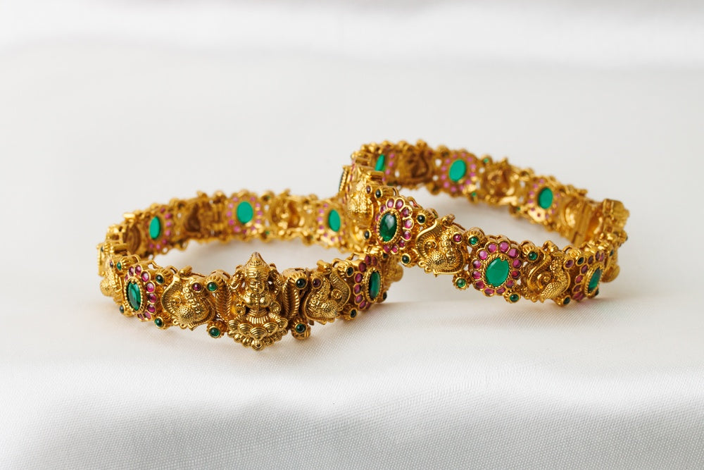 Goddess Lakshmi Emerald Kemp Bangles