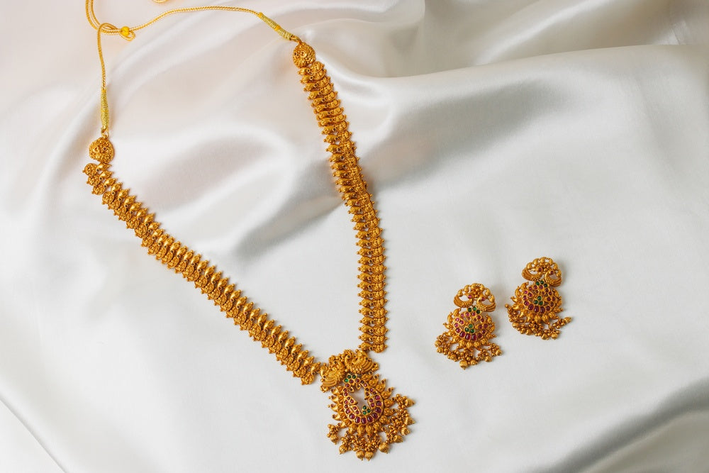 Traditional South Indian Gold Plated Necklace & Earrings Set